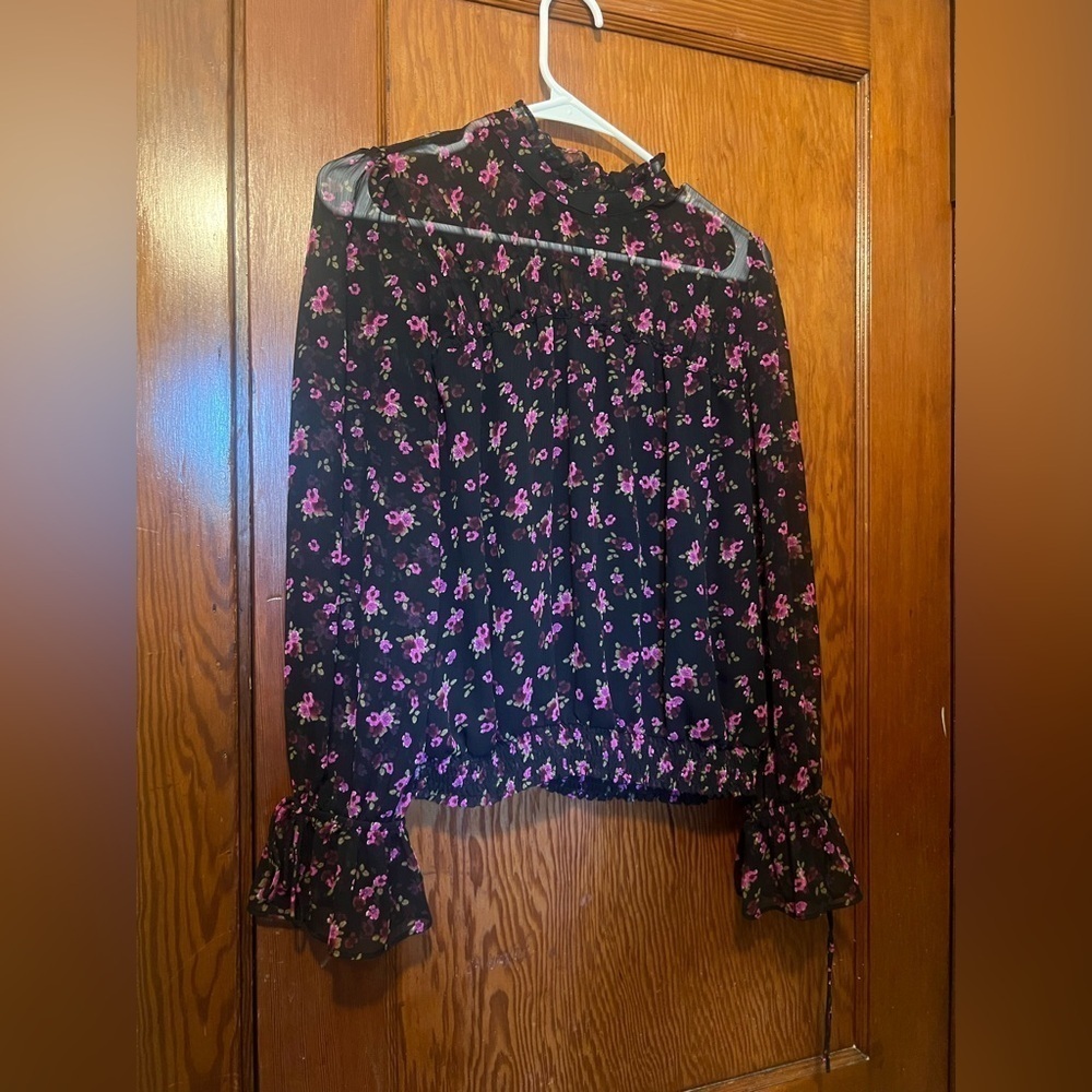 Express Women’s Floral Black and Pink Sheer Long Sleeve Blouse Small